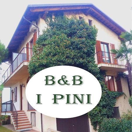 I Pini B&B Castagnito Kültér fotó